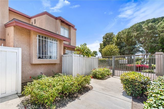 3900 W Hazard # A, Santa Ana