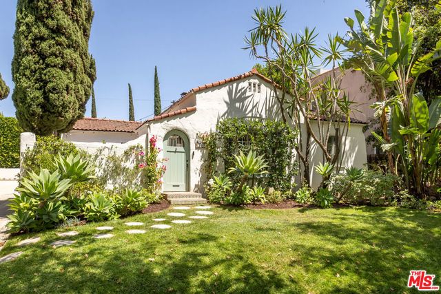 950 S Muirfield Road, Los Angeles
