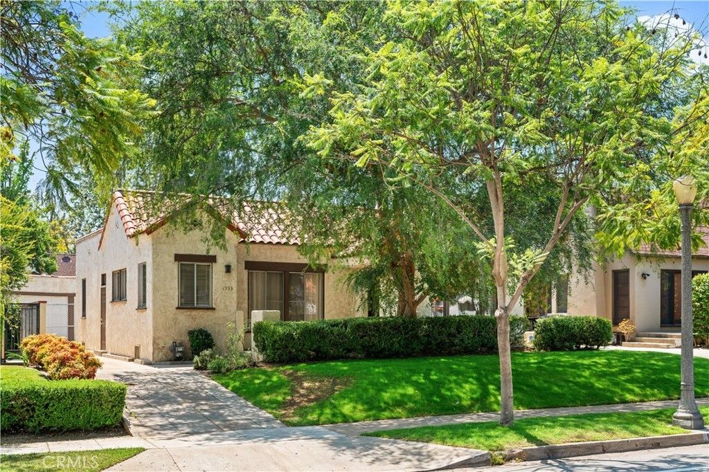 1953 S Los Robles, San Marino
