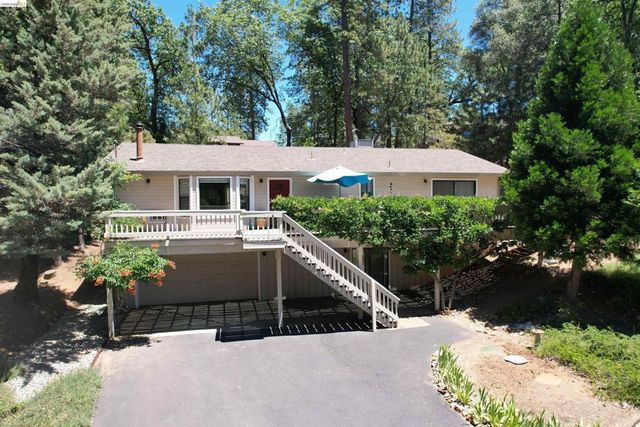 20812 Point View Dr., Groveland