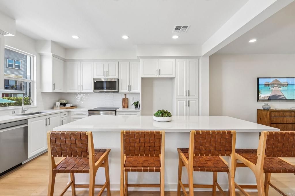 327 Ocotillo, Escondido