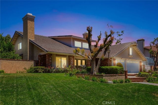 1657 Southport, Riverside