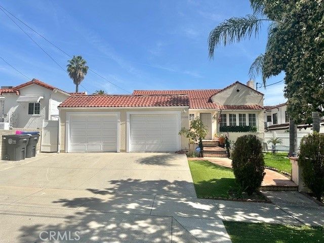1362 N Columbus, Glendale