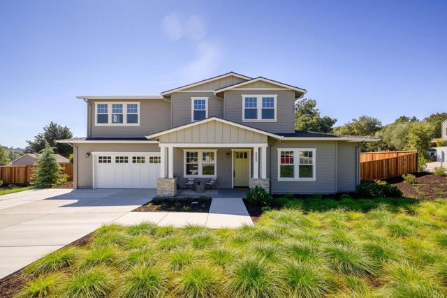 227 Sandraya Heights Road, Scotts Valley