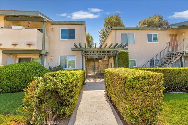 10636 Woodley Avenue # 34, Granada Hills