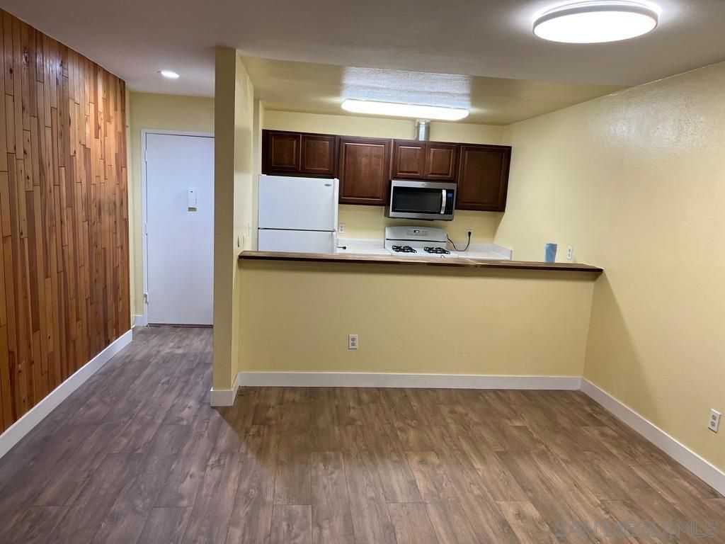 1621 Hotel Cir # E131, San Diego