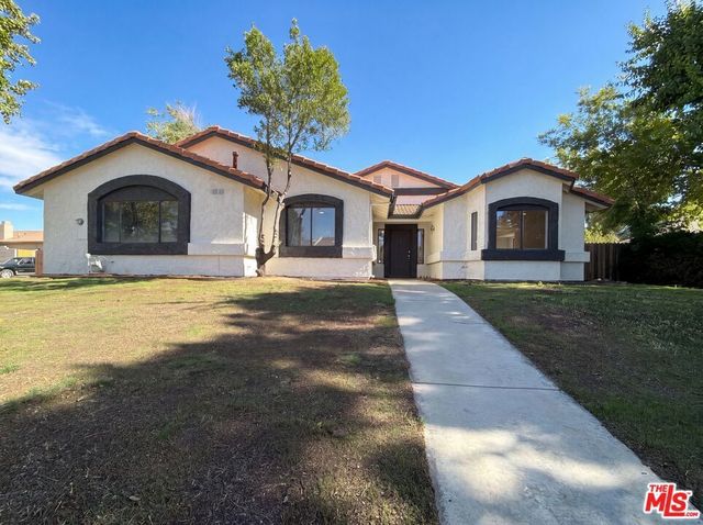 42355 Willeta Avenue, Lancaster