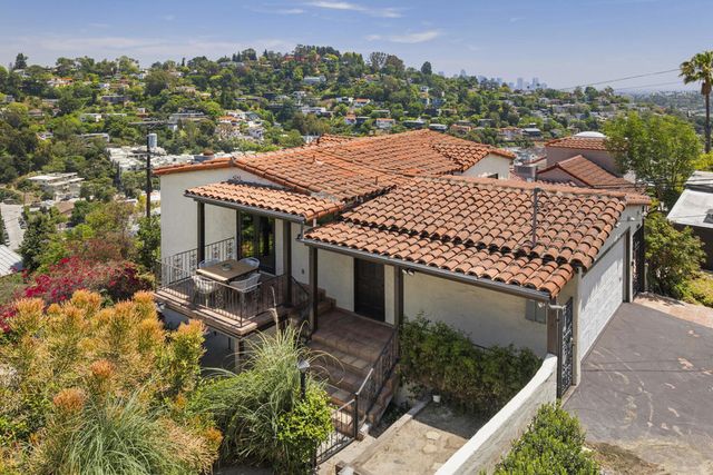 3756 Clayton Avenue W, Los Angeles