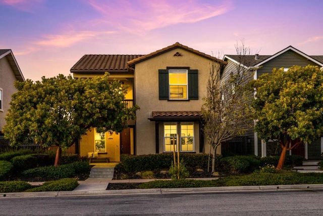 18587 Mcclellan Circle, Marina