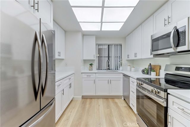 8877 Lauderdale Court # 210-g, Huntington Beach