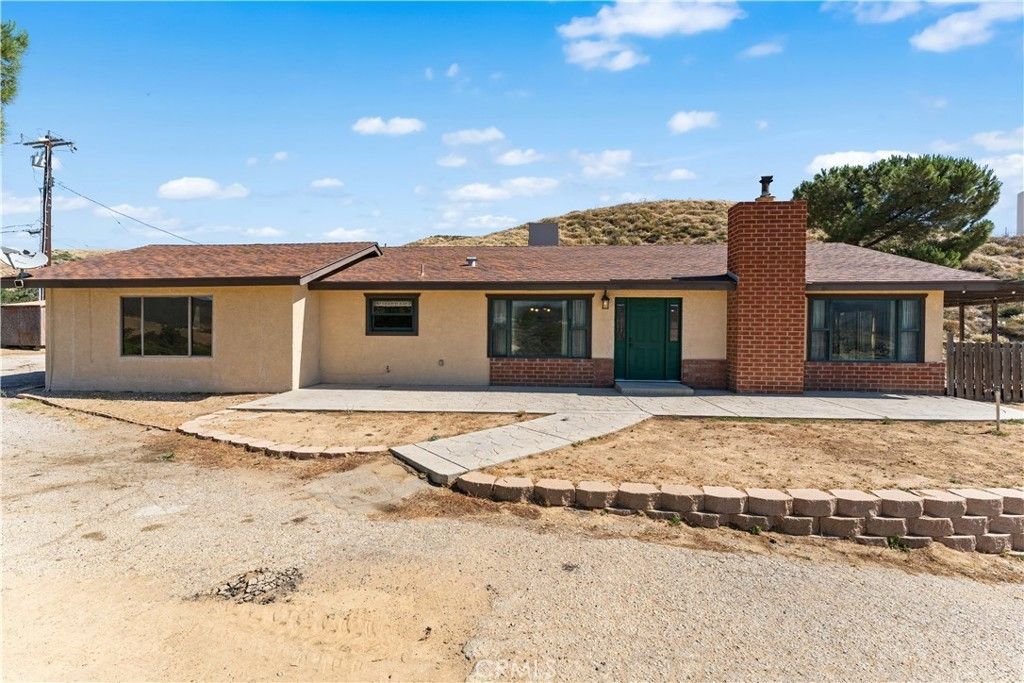 9715 Northside, Leona Valley