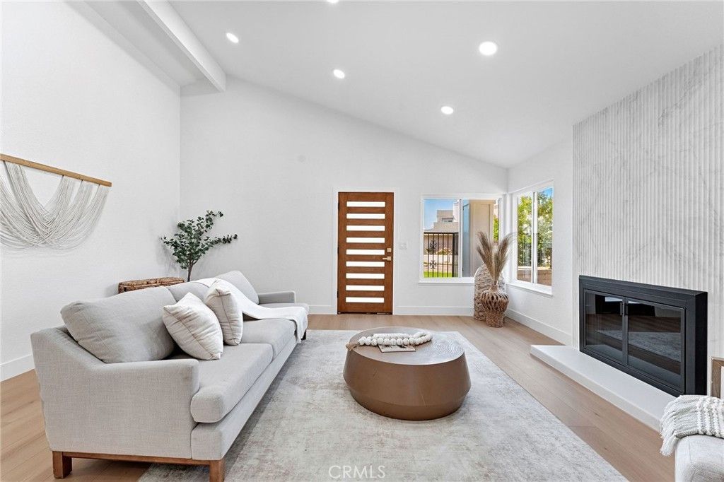 24852 Lagrima, Mission Viejo