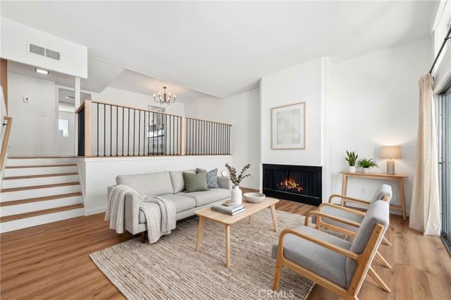 4938 Mcconnell, Los Angeles