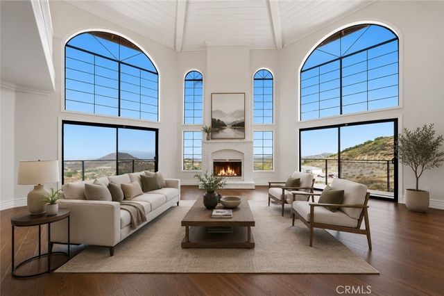 20655 Paseo Montana, Murrieta