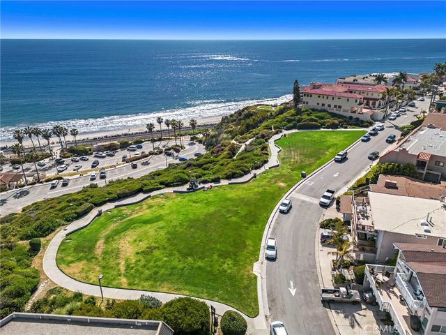 250 Avenida Lobeiro # E, San Clemente