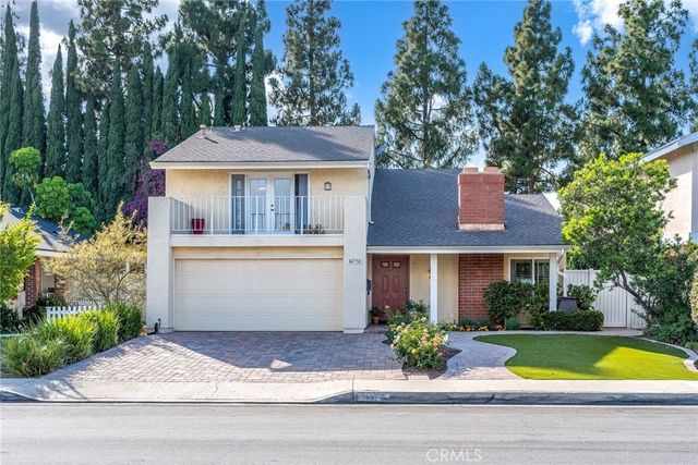14751 Deer Park St, Irvine
