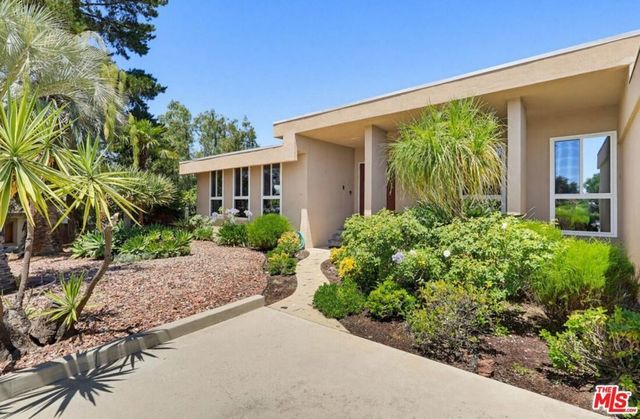 991 Montgomery Court, Thousand Oaks