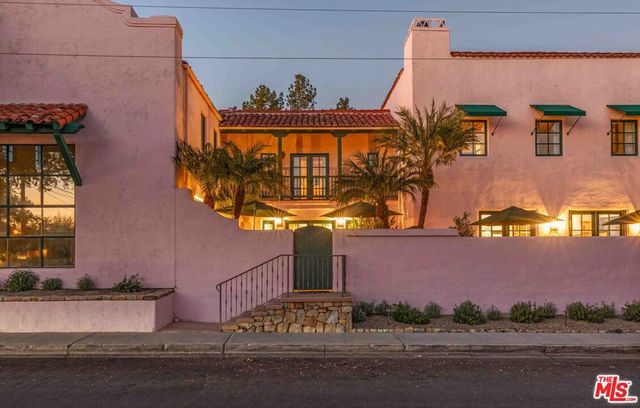 202 Canada Street, Ojai