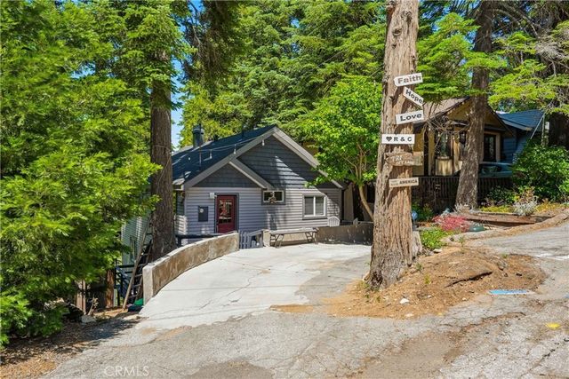 721 Ivy, Lake Arrowhead