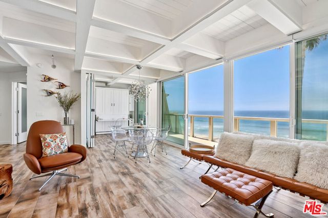 11920 Whitewater Lane, Malibu