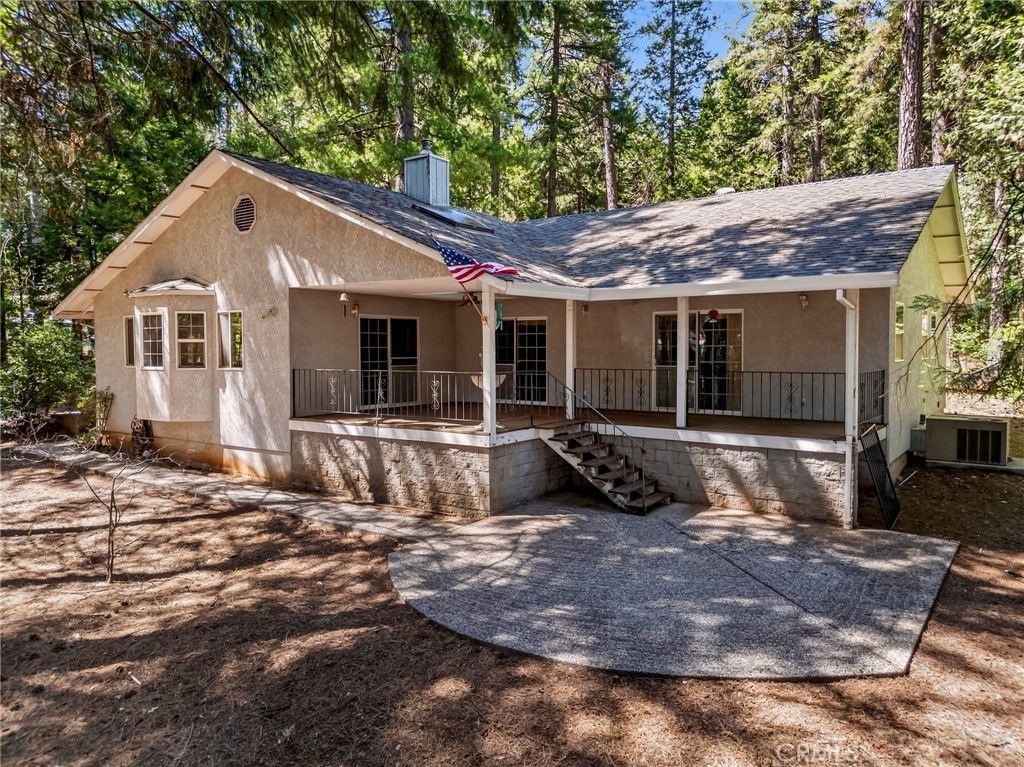 6463 Hollywood, Magalia