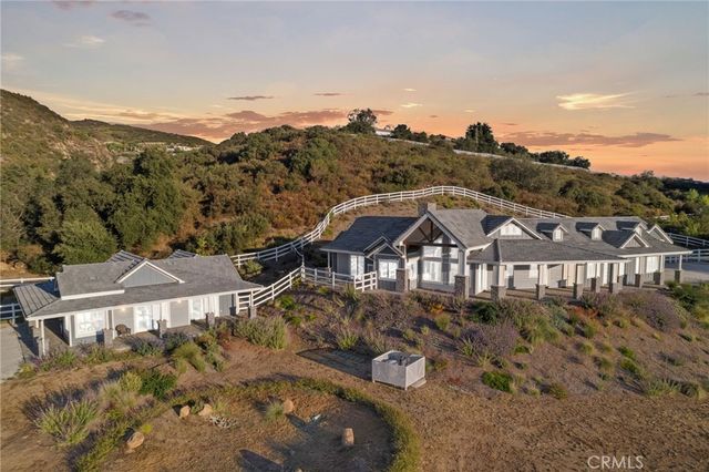 37492 Calle De Lobo, Murrieta