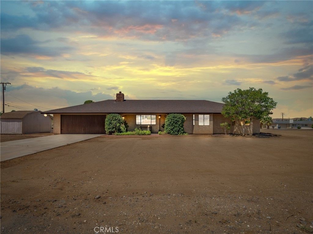 19456 Saint Timothy Lane, Apple Valley