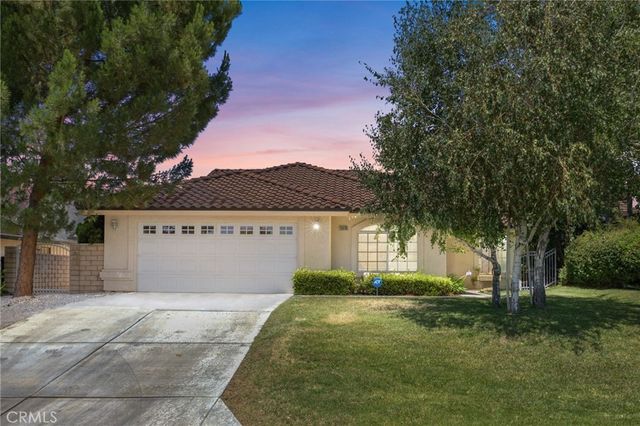 13030 Palos Grande Drive, Victorville