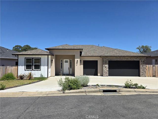 221 Lariat Loop, Oroville