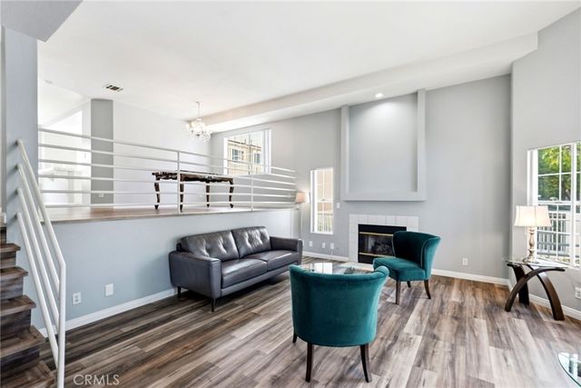 7109 Farralone # 117, Canoga Park