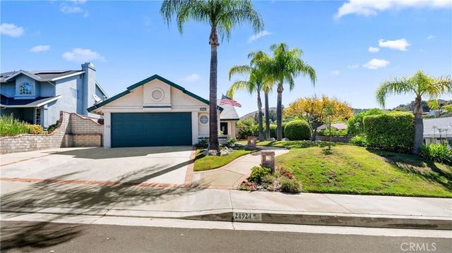 28924 Raintree Lane, Saugus