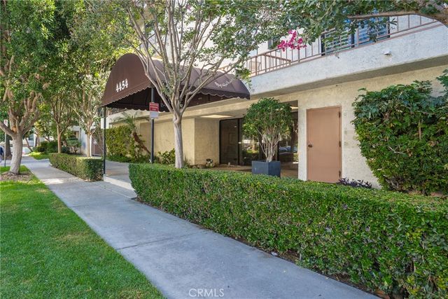 4454 Ventura Canyon # 105, Sherman Oaks