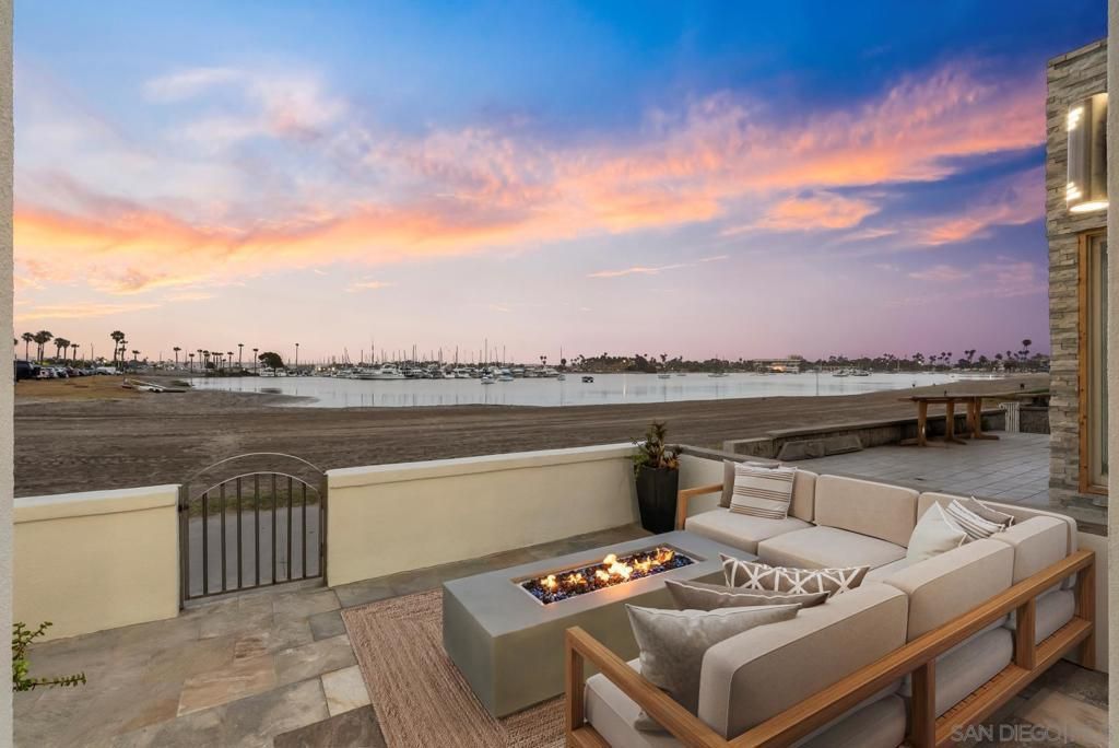 3490 Bayside Walk # A, San Diego