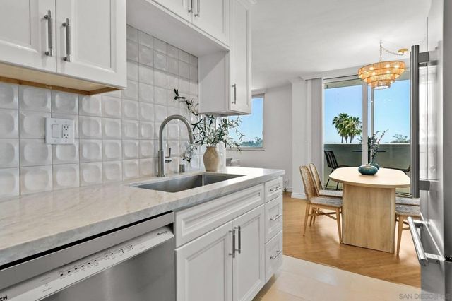 1907 Robinson Ave # 304, San Diego
