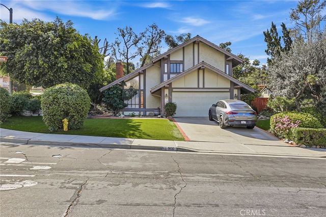 900 Calle Hermosa, San Dimas