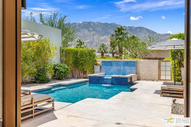 2684 Isabella Way, Palm Springs