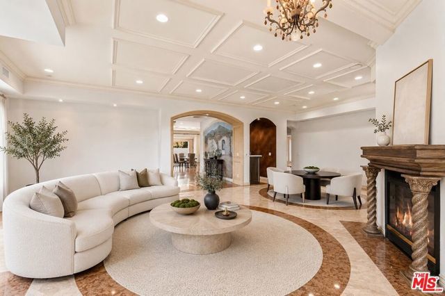 868 Braewood Court, South Pasadena
