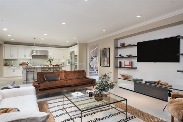 77 Chianti, Irvine
