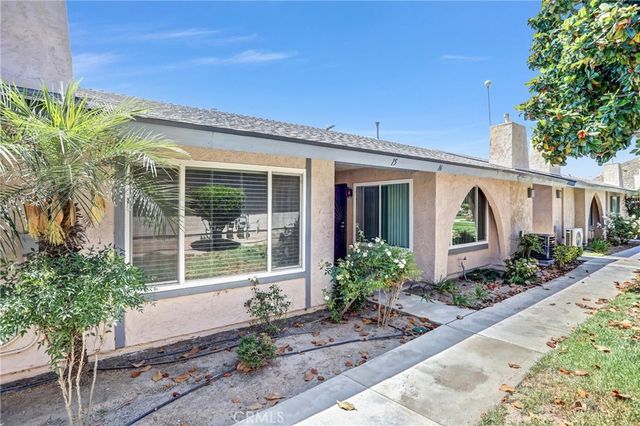 2891 Canyon Crest # 15, Riverside
