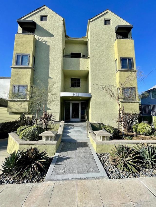 2442 Union Street # 2n 2s, San Diego