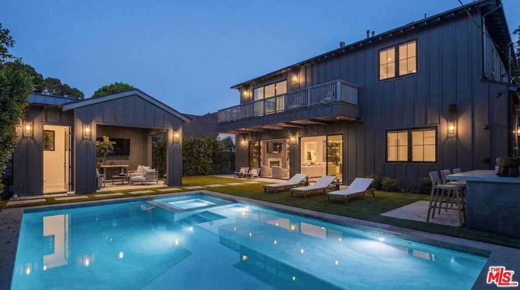 4261 Denny Avenue, Toluca Lake