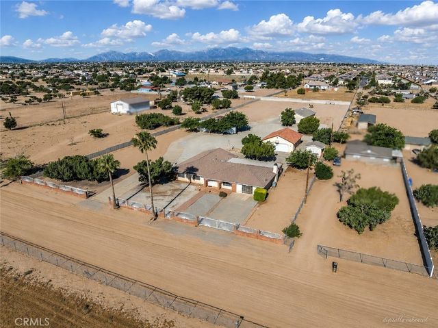 8756 Oakwood, Hesperia