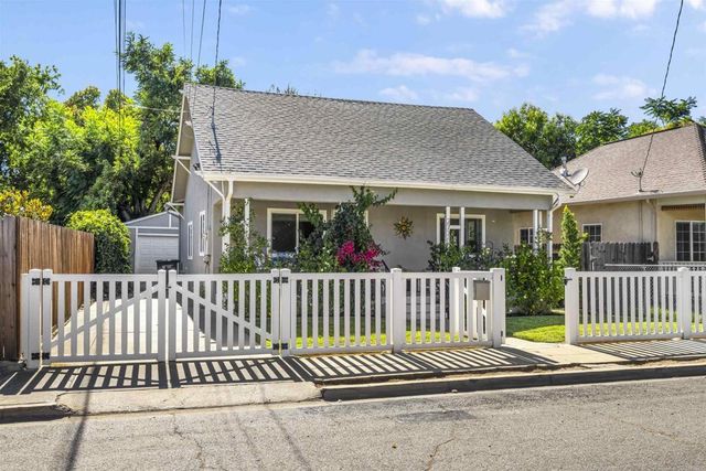 2776 Santa Clara Way, Sacramento