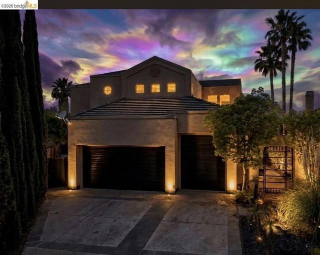 1957 Dolphin Pl, Discovery Bay