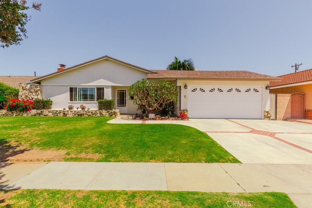 9331 La Cortinilla Avenue, Fountain Valley