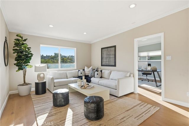 27569 Longhill, Rancho Palos Verdes