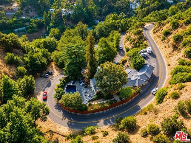 2451 Nichols Canyon Road, Los Angeles