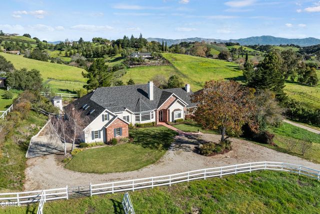 1631 1633 Fredensborg Way, Solvang