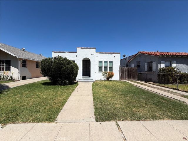 6022 Arlington Avenue, Los Angeles