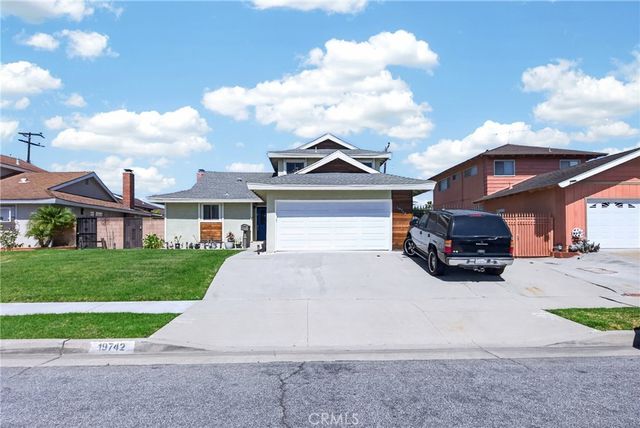 19742 Wadley, Carson